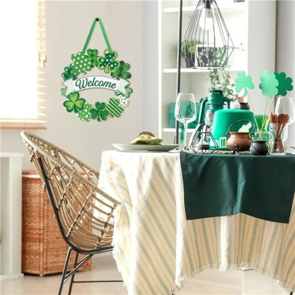 Wooden St. Patrick's Day Decoration Shamrock Door Wreath for Front Door Sign